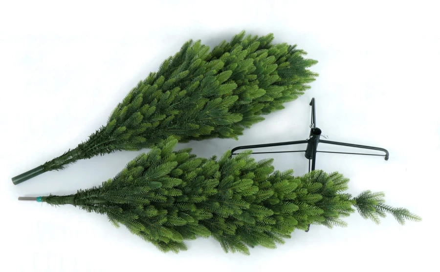 Choinka sztuczna jak Żywa, Świerk Tajga 100% PE 220 cm. Etap rozkładania choinki świątecznej.